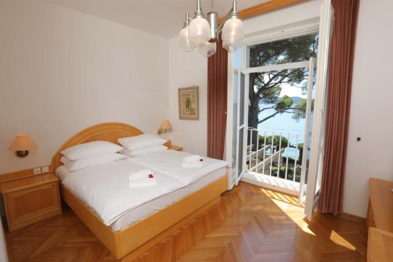 Vila Tartini Strunjan Exterior foto